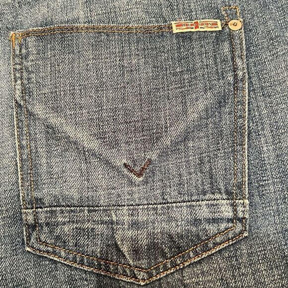 Hudsonβ
jeansβ
- Picture 5 of 13